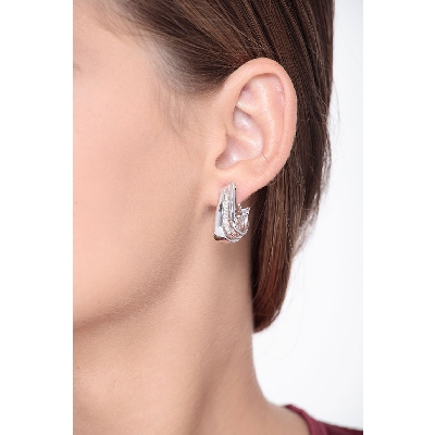 Fancy clip earrings in 18k white gold with diamonds 