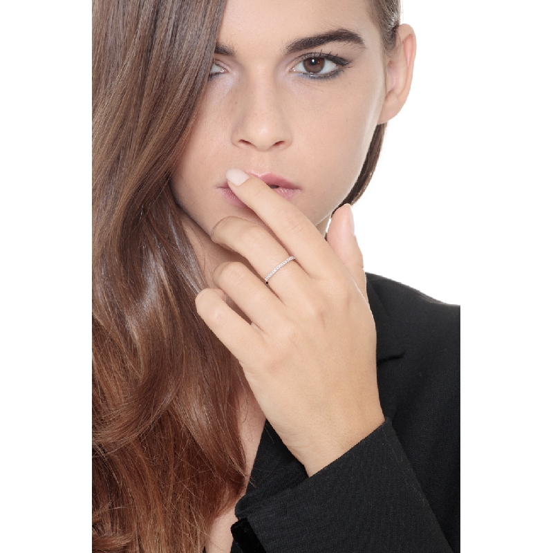 Half eternity ring with diamonds in white gold 18k