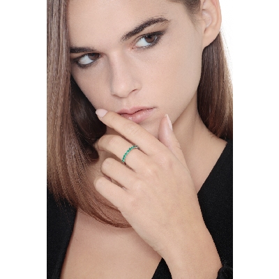 White gold 18k half eternity ring with emeralds 