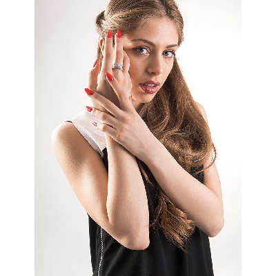 Criss cross ring in white gold 18k with diamonds 