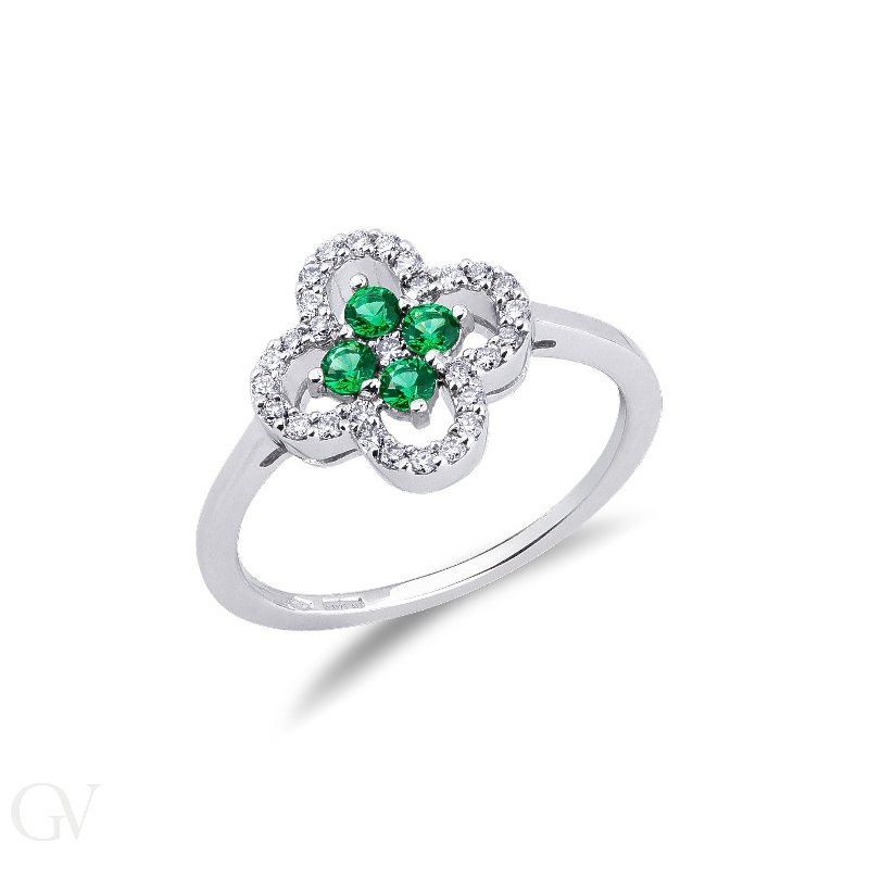 Flower ring in white gold 18k with diamonds and emeralds 