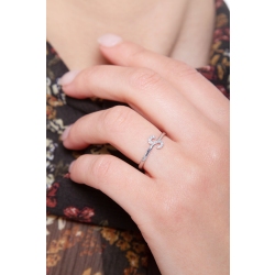 Anello in Oro bianco 18k con lettera S in Diamanti 2