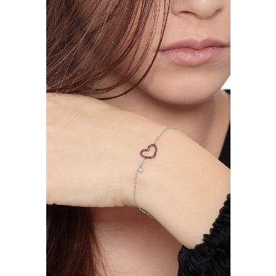 18k white gold bracelet with ruby heart 