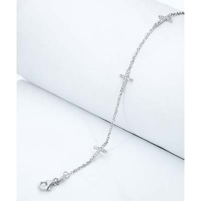 18k white gold bracelet with diamond crosses