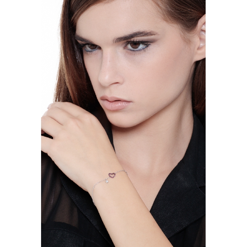 18k white gold bracelet with heart charm with rubies