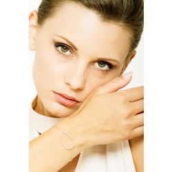 18k white gold bracelet with big oval charm 2