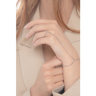 18k white gold slave bracelet with round cut diamonds