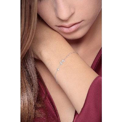 18k white gold bracelet with letter M with diamonds