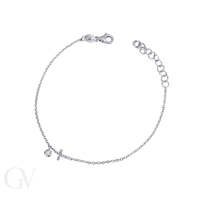 18k white gold bracelet with letter T with diamonds