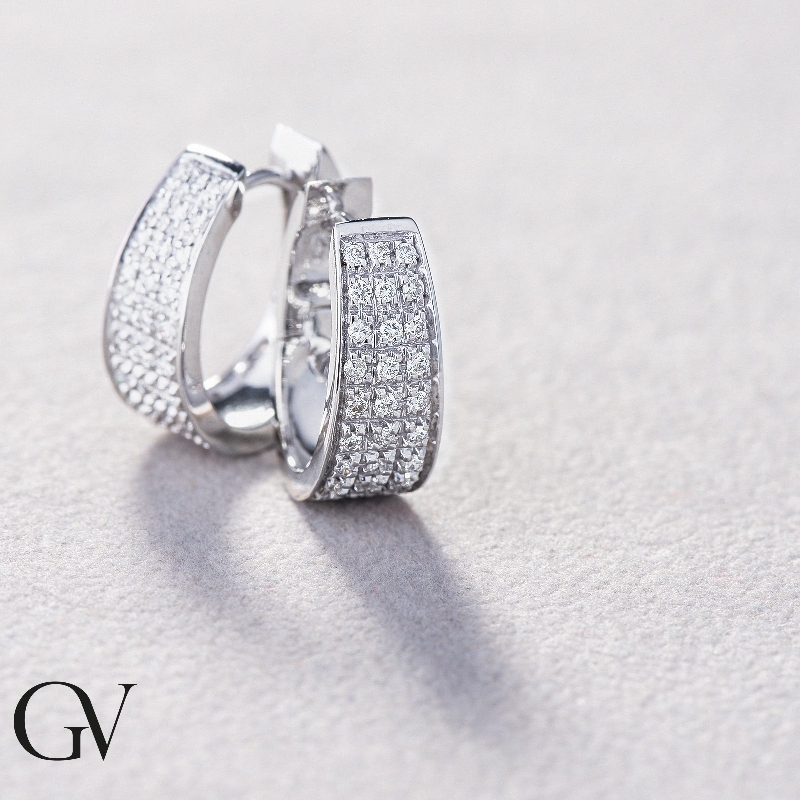 White gold 18k hoop earrings with diamonds pavé