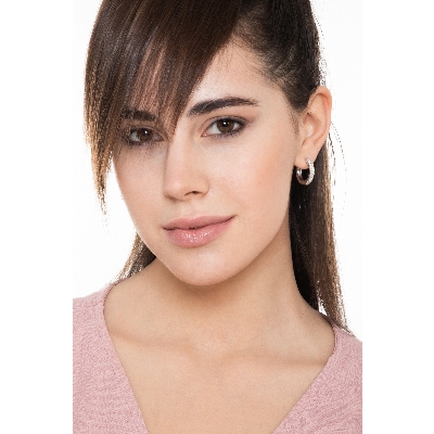 Orecchini a cerchio in oro bianco 18k con diamanti, ct. 0,66.