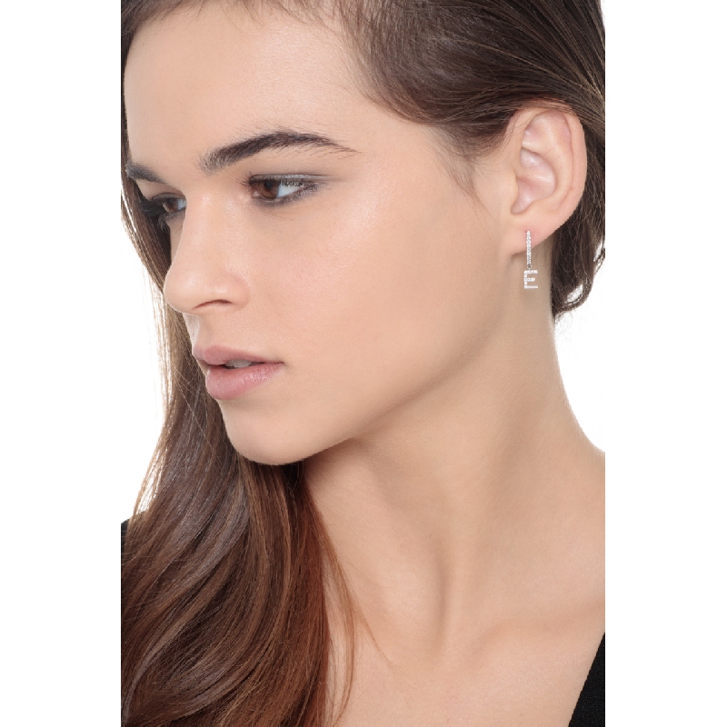 Mono Orecchino in Oro Bianco 18k con lettera E in Diamanti di circa 7 mm