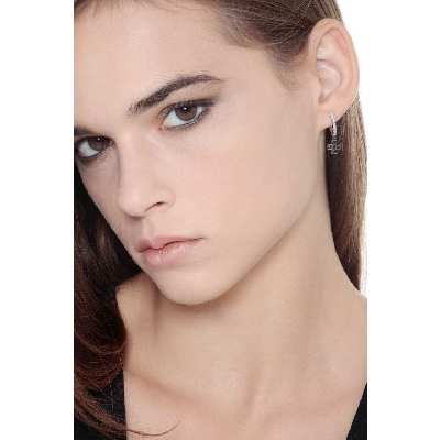 White gold 18k drop earrings with crosses in white and black diamonds 