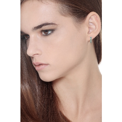 White gold 18k hoop earrings with diamonds and emeralds