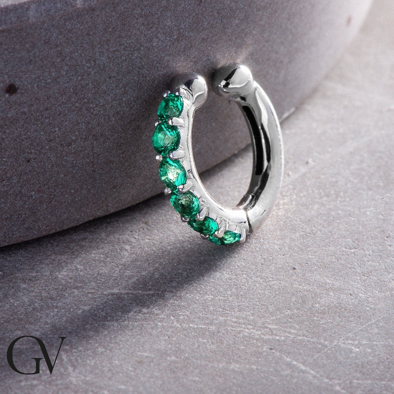 Cartilage hoop in white gold 18k with emeralds 