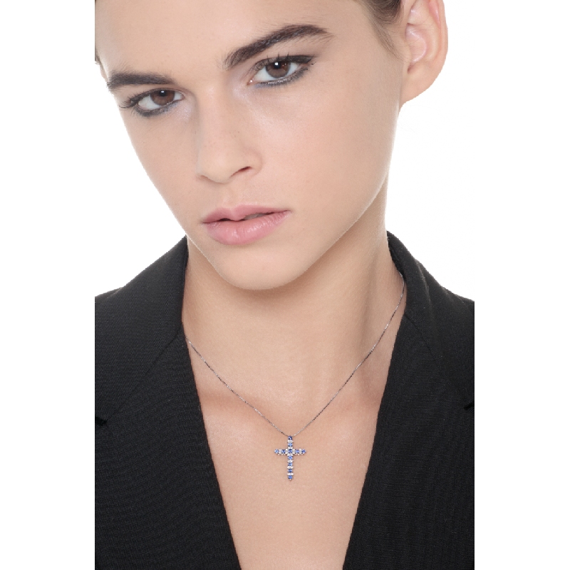 18k white gold pendant with sapphires and diamonds