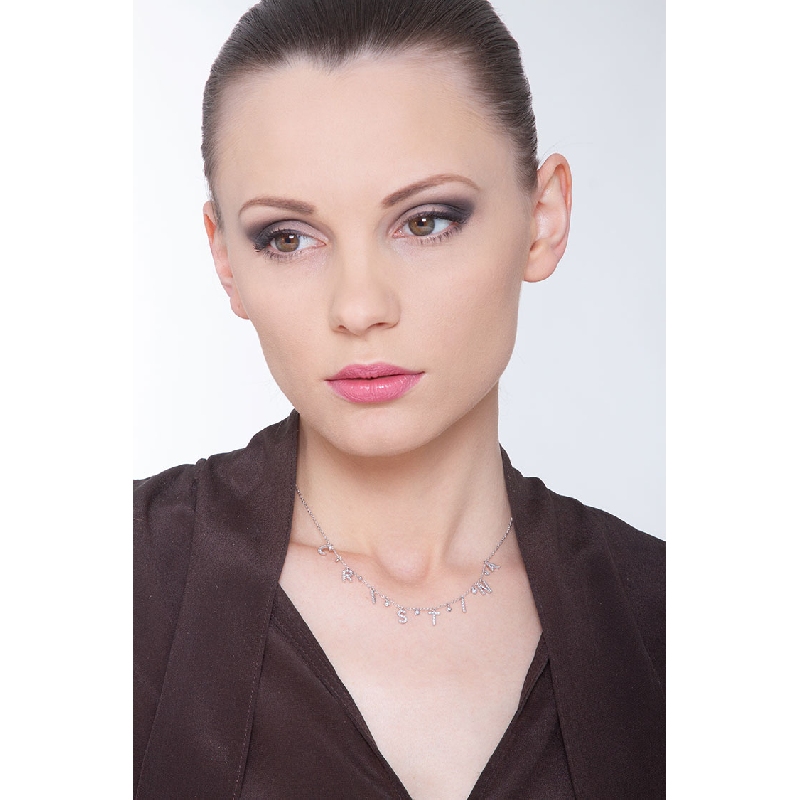 White gold 18k necklace with CRISTINA charms with round cut diamonds