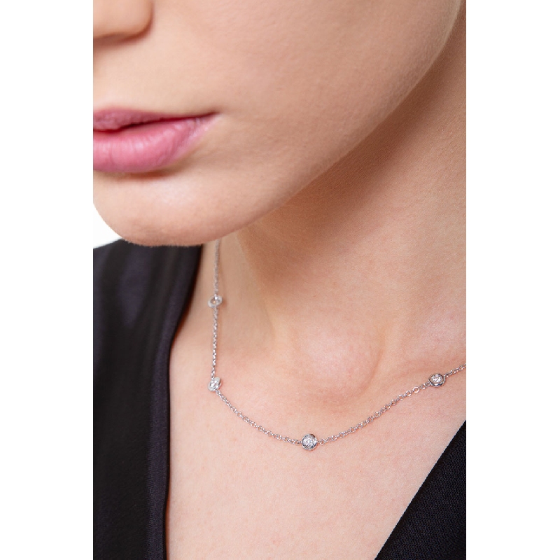 Long necklace with round cut diamonds in 18k white gold, 40 cm