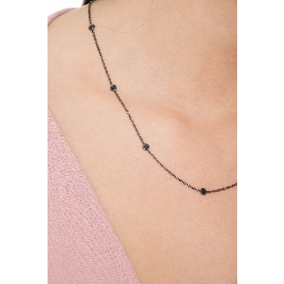 Burnished necklace with black diamonds