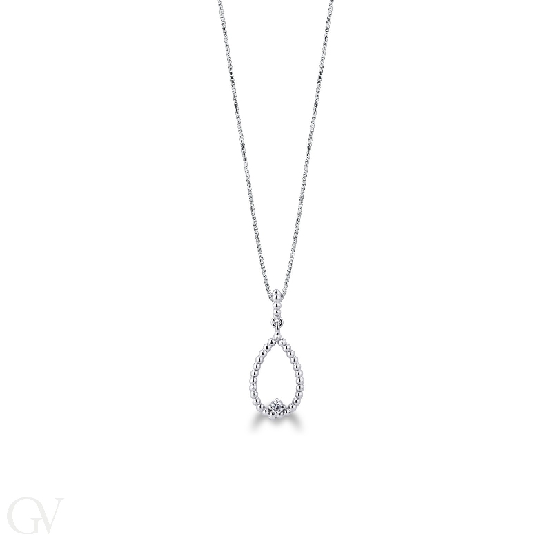 White gold 18k drop shaped pendant with diamond 