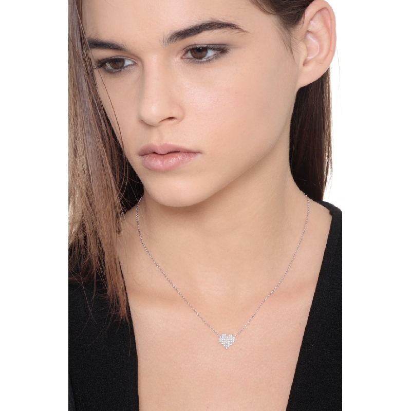 Pixeled heart pendant with diamonds