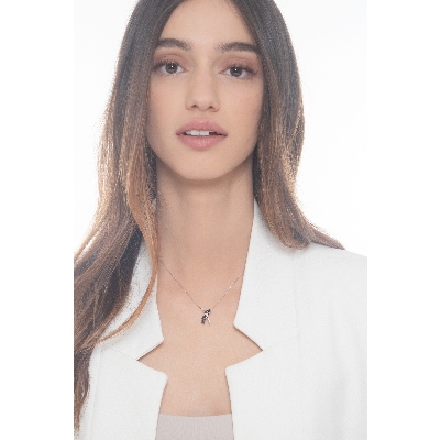 White gold 18k pendant with black and white diamonds 