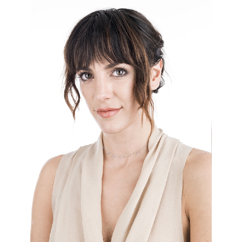 Collana con pendenti in oro bianco 18k con diamanti e zaffiri blu