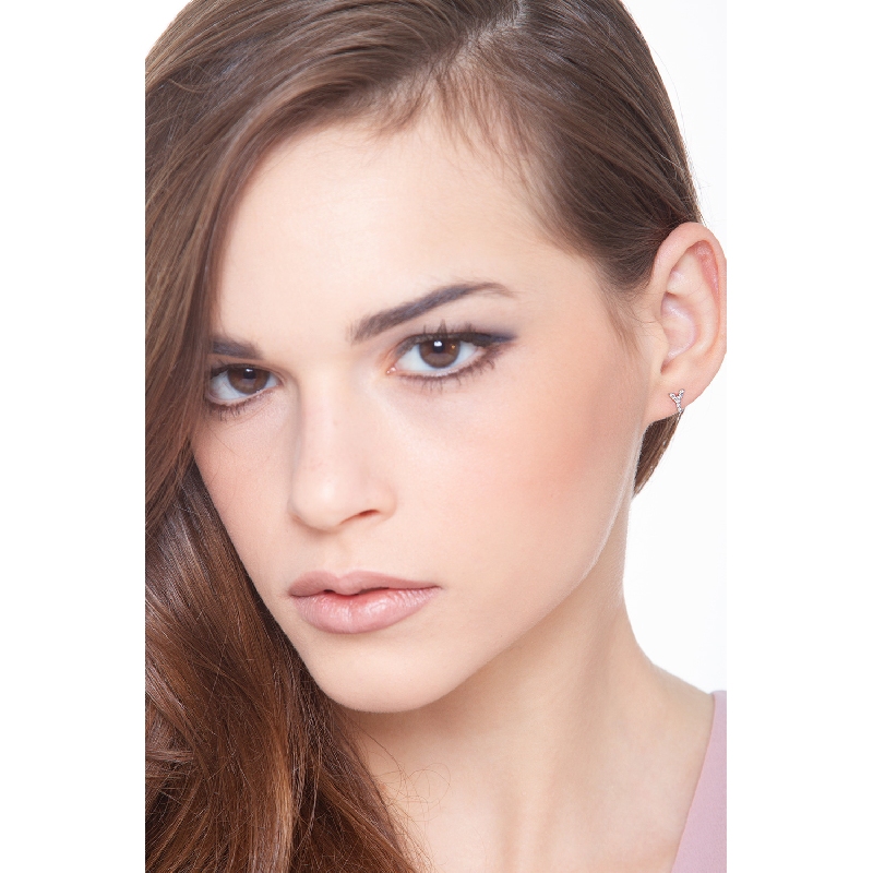 Letter Y single earring with diamonds