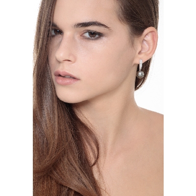 White gold 18k drop earrings with tahiti pearls and diamonds 