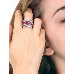 18k white gold with diamonds and rubies in different cuts 2