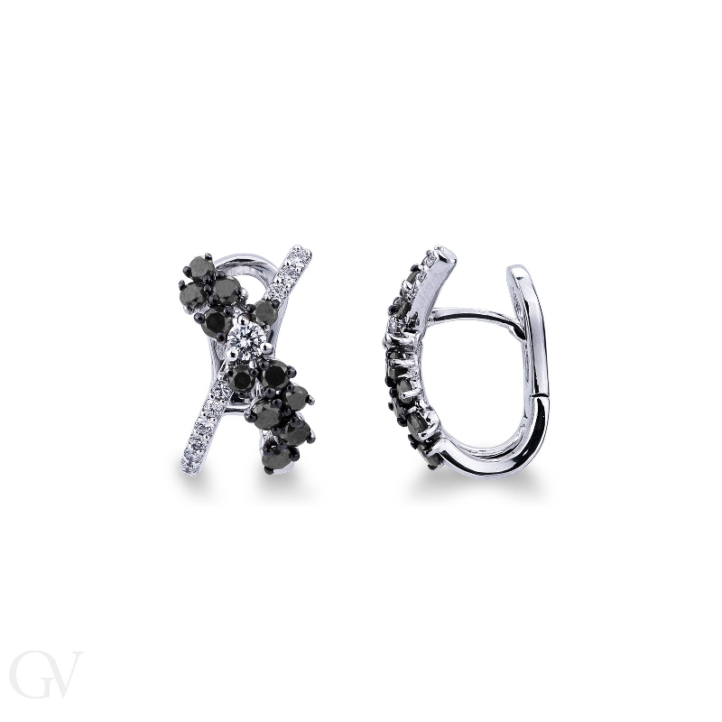 Criss cross earrings in white gold 18k with white and black diamonds 