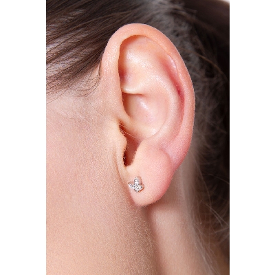 Stud butterfly earrings with diamonds