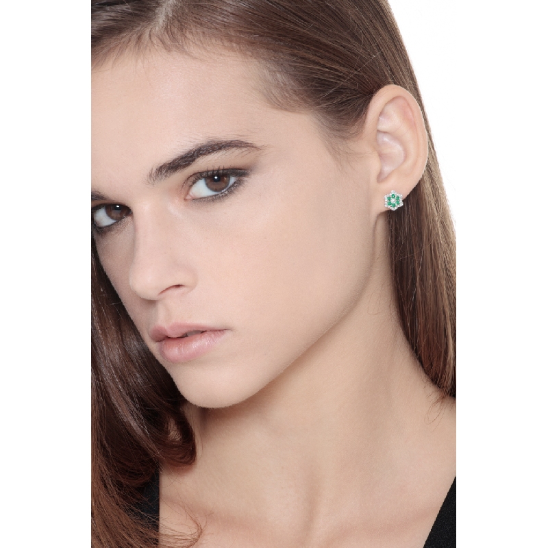 18k white gold flower earrings with emeralds and diamonds