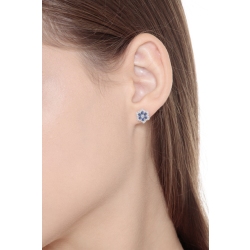 18k white gold flower earrings with diamonds and blue sapphires 2