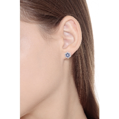 18k white gold flower earrings with diamonds and blue sapphires