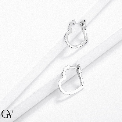 Earrings heart shape in white gold 18k with diamonds, 15.8 mm