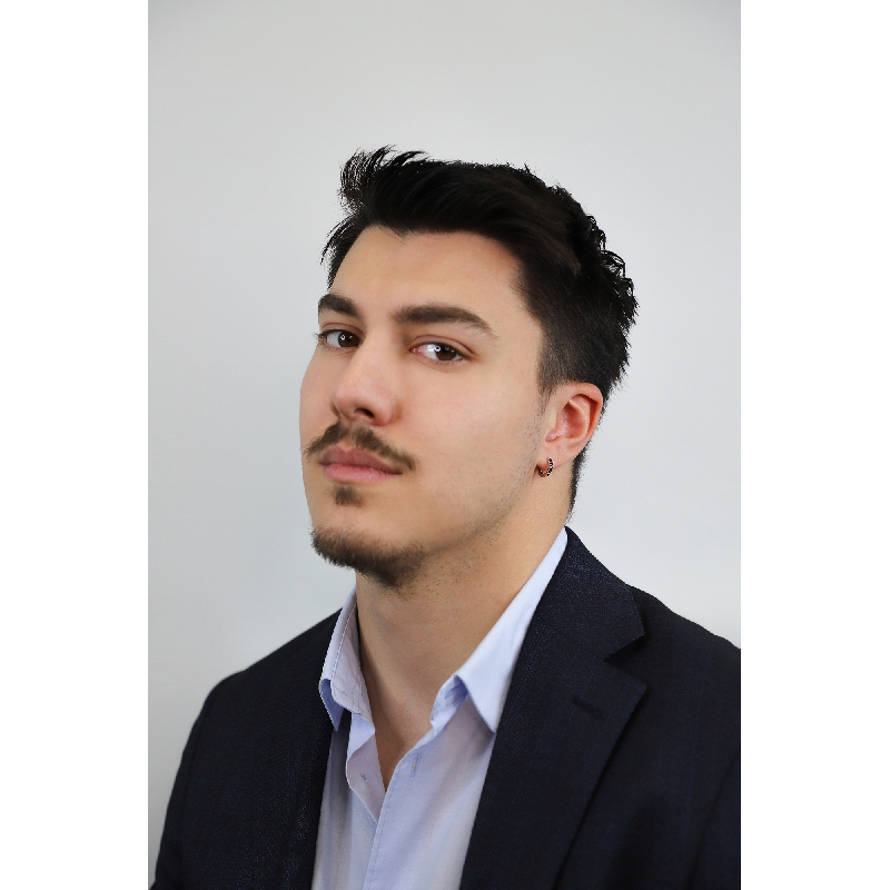 Mono orecchino a cerchio in oro bianco 18k con diamanti neri, 10 mm, Uomo