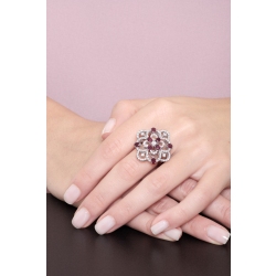 Rosette ring in white gold 18k with diamonds and rubies 2