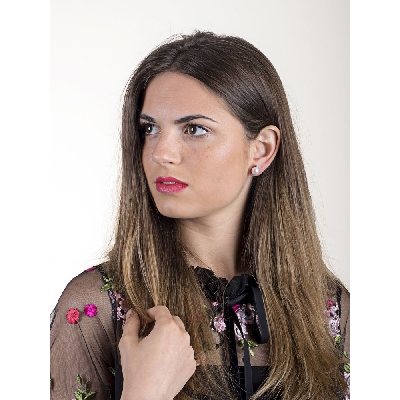 White gold 18k stud earrings with 7,5 mm pearls and diamonds 