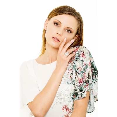 White gold 18k pavé ring with diamonds waves 