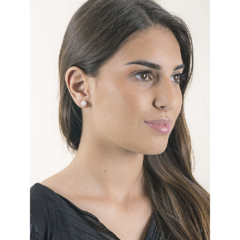 White gold 18k stud earrings with 7,50 mm pearls