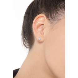 18k white gold earrings with light point diamond  2