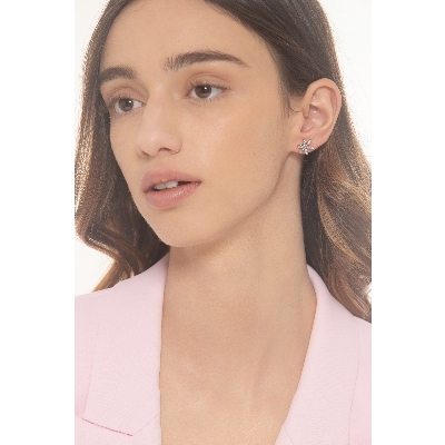 18k white gold earrings with flowers in diamonds 