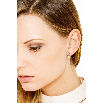 Orecchini in oro bianco 18k con peridoti e diamanti