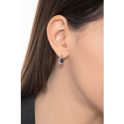 18k white gold earrings with oval cut sapphires and diamonds 2