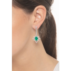White gold 18k drop earrings with emerald oval cut and diamonds  2