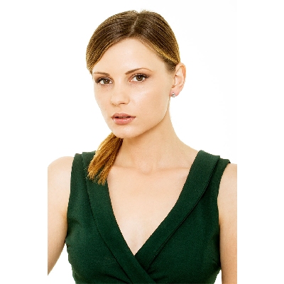 White gold 18k diamond stud earrings drop shaped