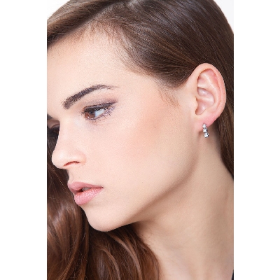 White gold 18k earrings with bezel diamonds 