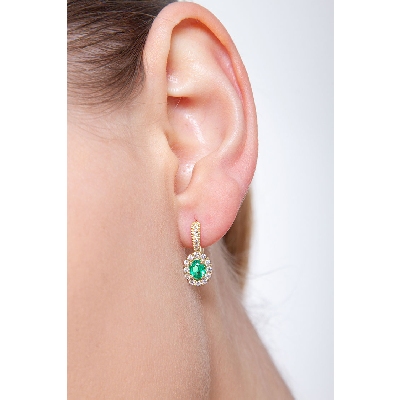 Yellow gold 18k earrings with diamonds and emeralds 