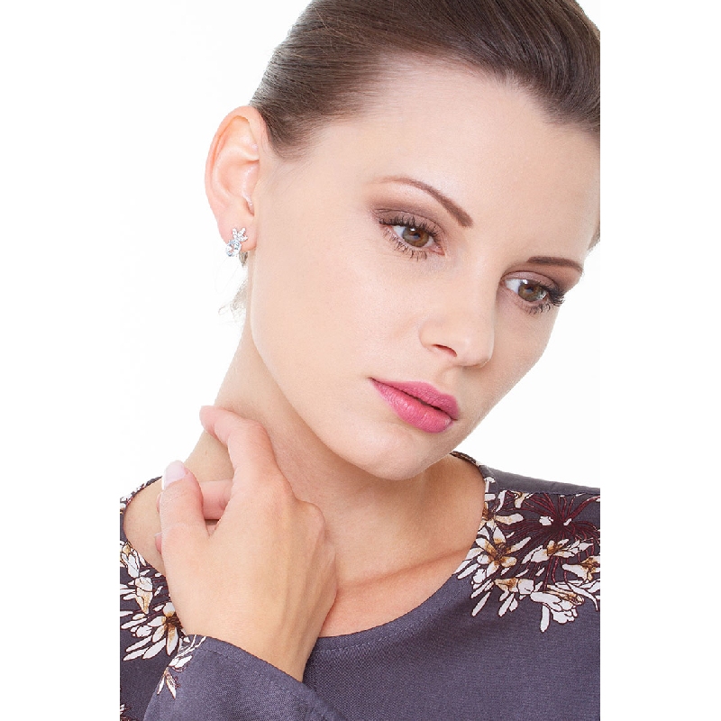 Stud Fancy earrings with round cut diamonds and aquamarine